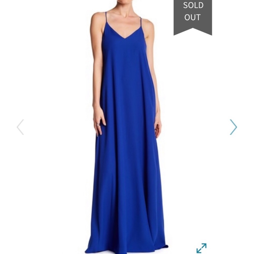 Nicole Miller New York - V-Neck Straight Gown. 4.